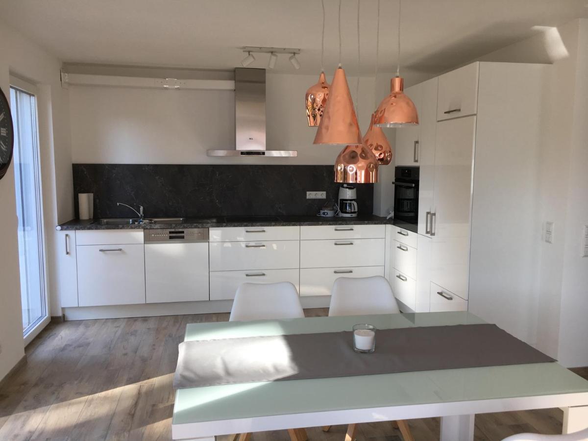 Neckartenzlingen Ferienwohnungen Lamisto Am Waldesrand מראה חיצוני תמונה